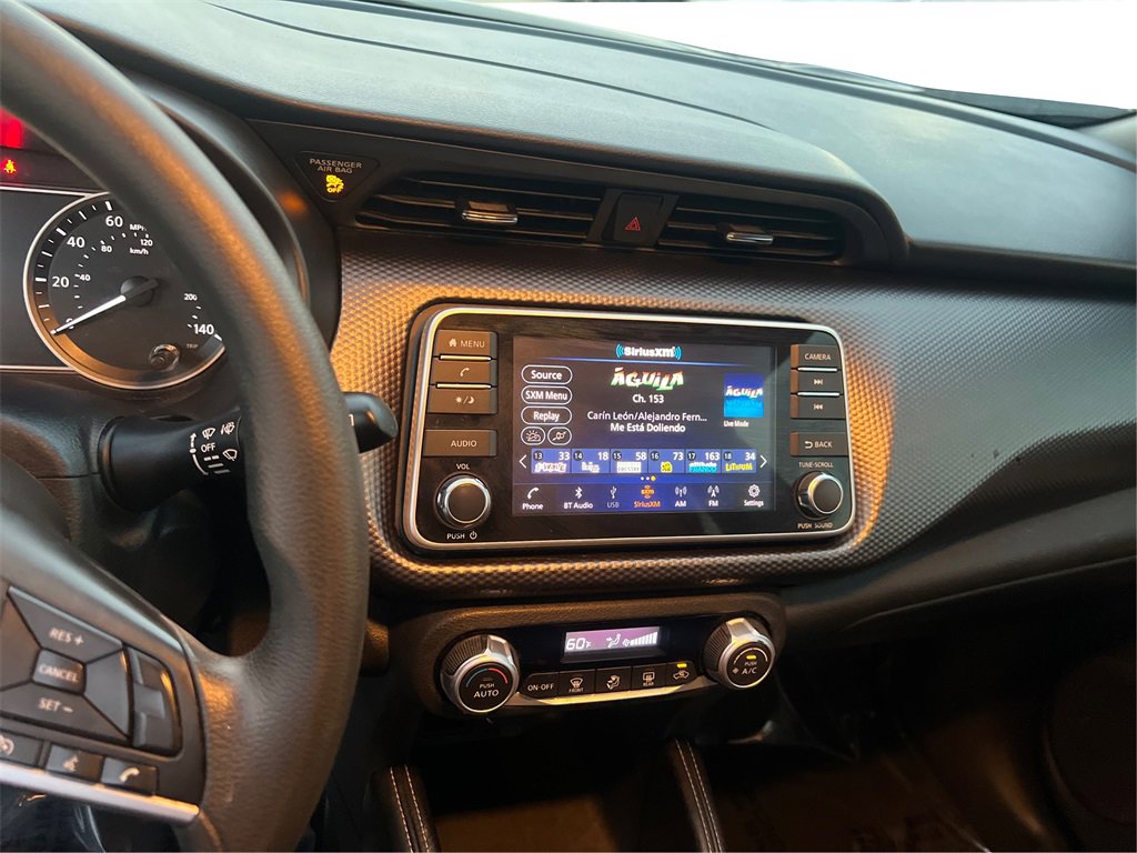 Used 2020 Nissan Kicks SV image 15