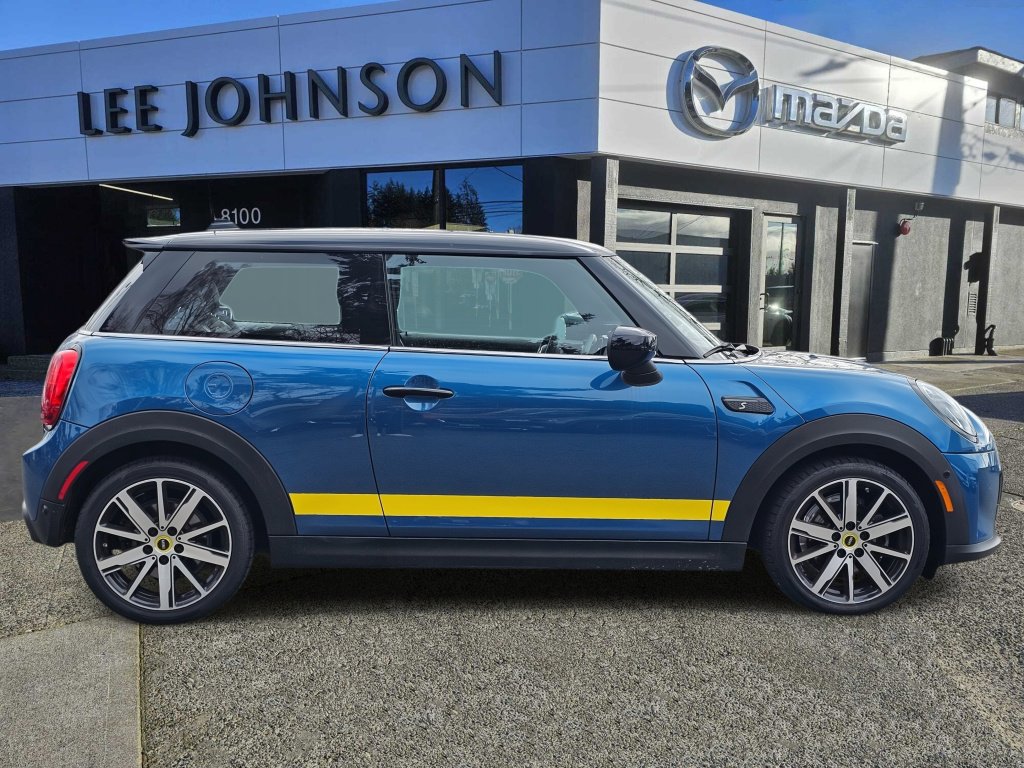 Used 2023 MINI Cooper SE image 15
