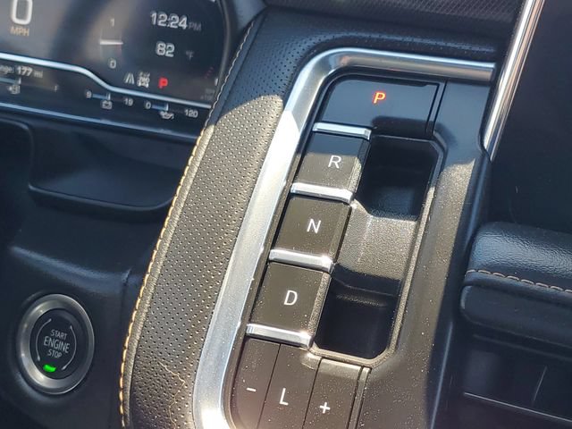 Used 2024 GMC Yukon AT4 w/ Technology Package AWD/4WD image 20