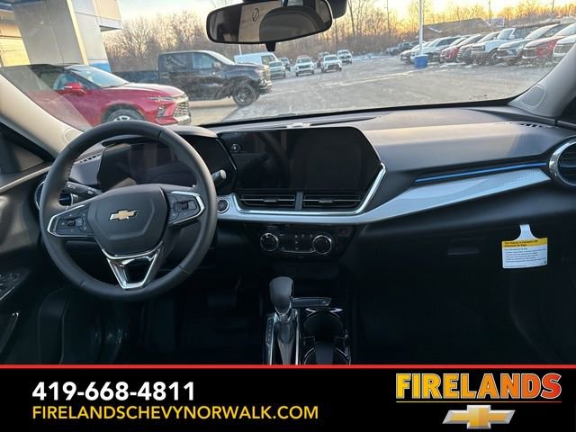 New 2026 Chevrolet Trax LT w/ Sunroof Package image 18