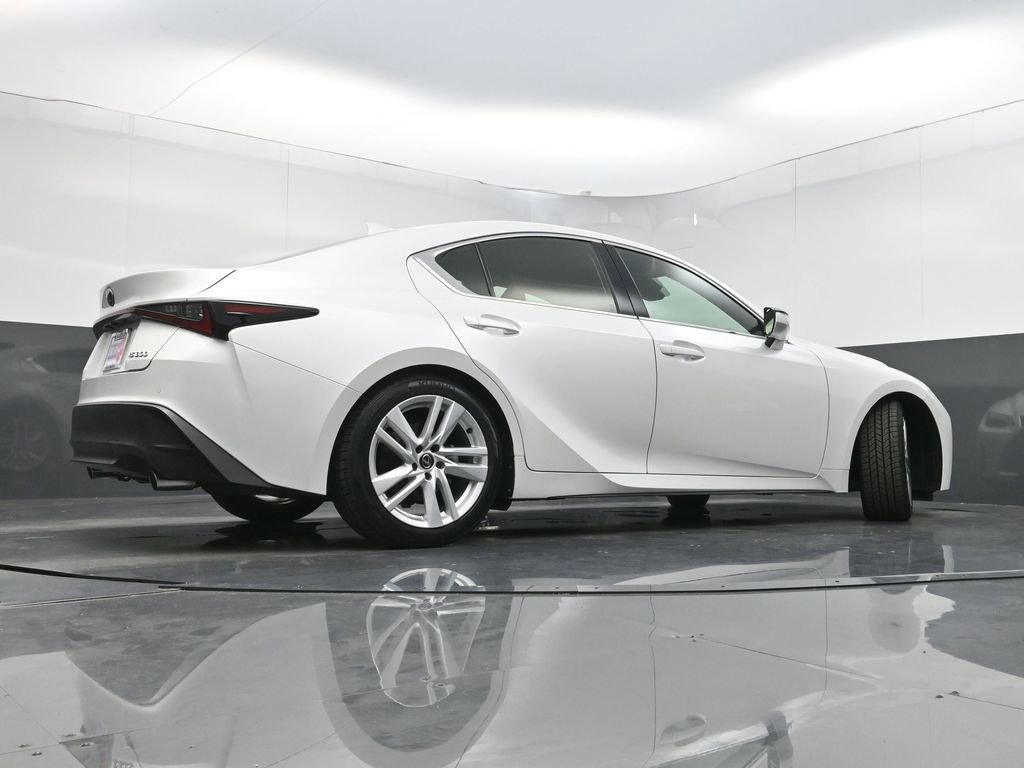 Used 2023 Lexus IS 300 w/ Comfort Package RWD image 28