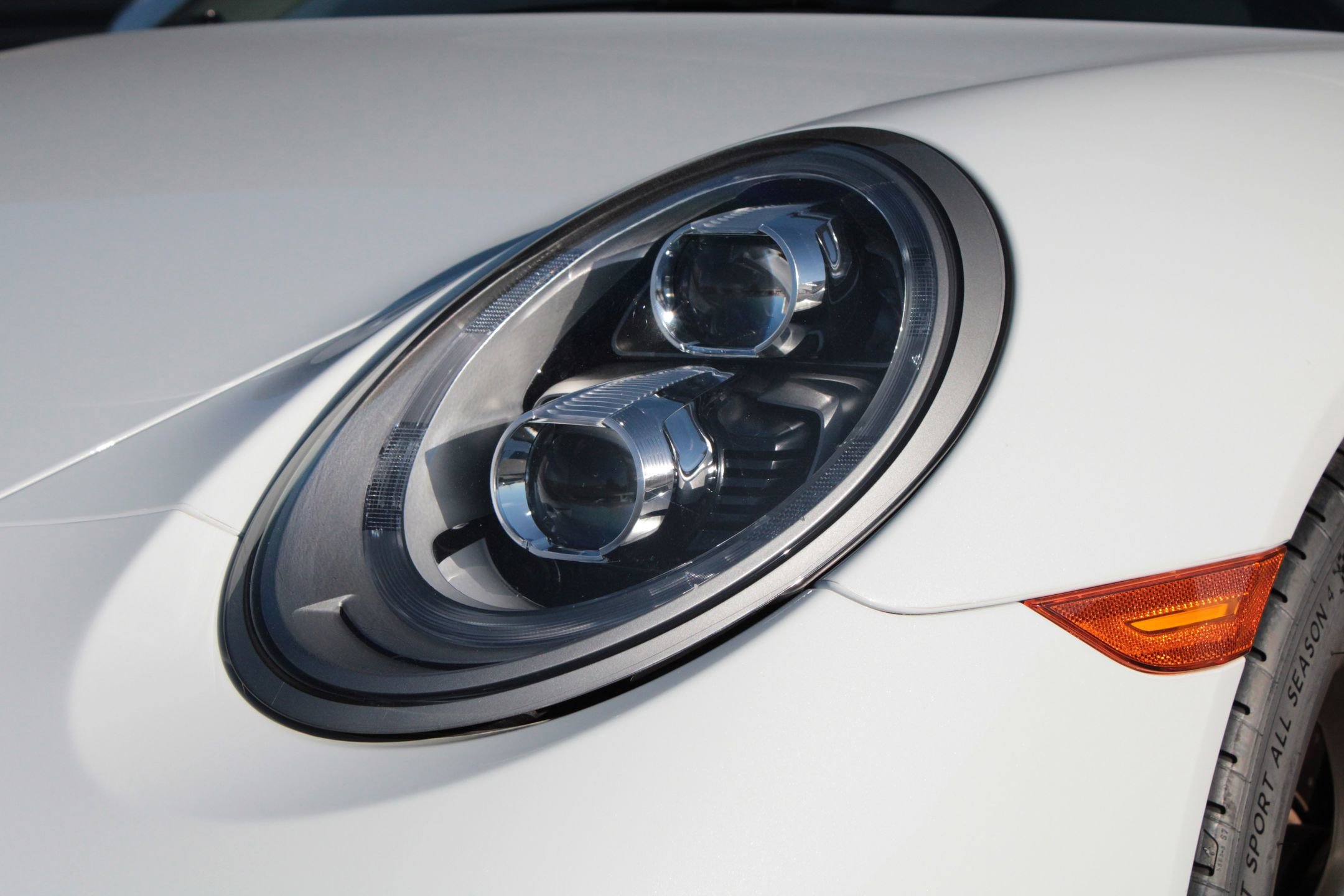 Used 2019 Porsche 911 Carrera 4S image 10