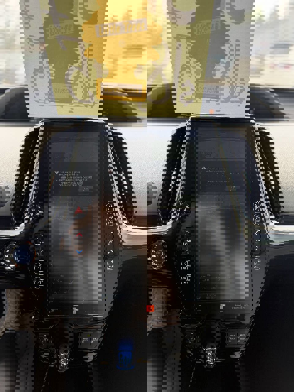 Used 2021 Toyota Prius Limited FWD image 7