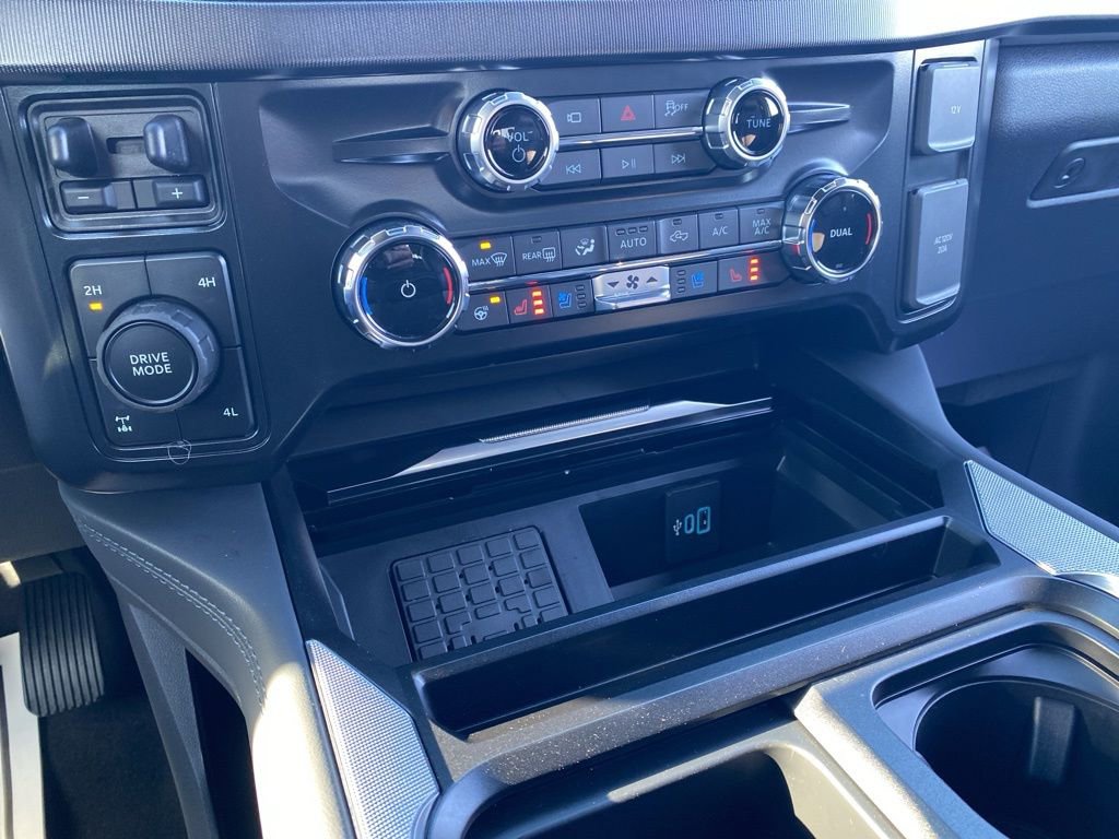 New 2026 Ford F350 Platinum w/ FX4 Off-Road Package image 50