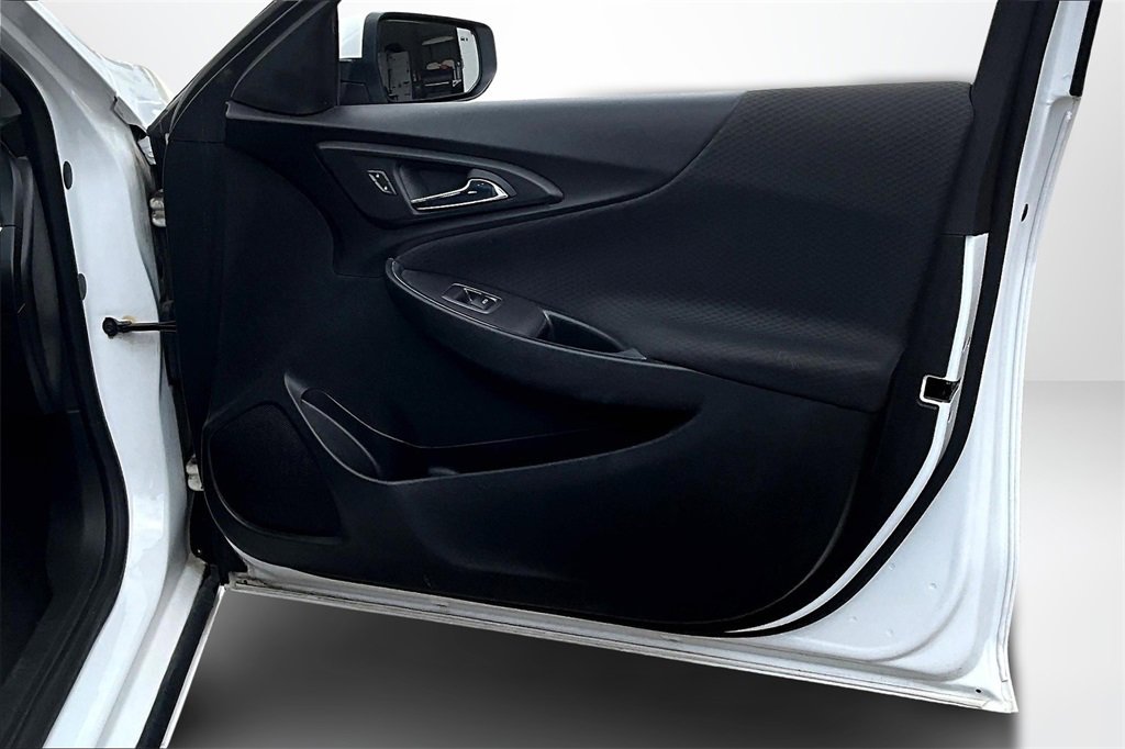 Used 2020 Chevrolet Malibu LT image 26