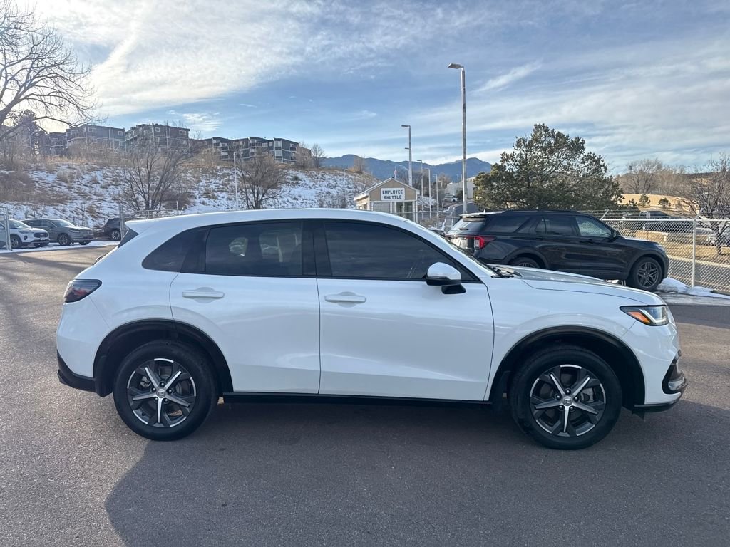 Used 2023 Honda HR-V EX-L image 8