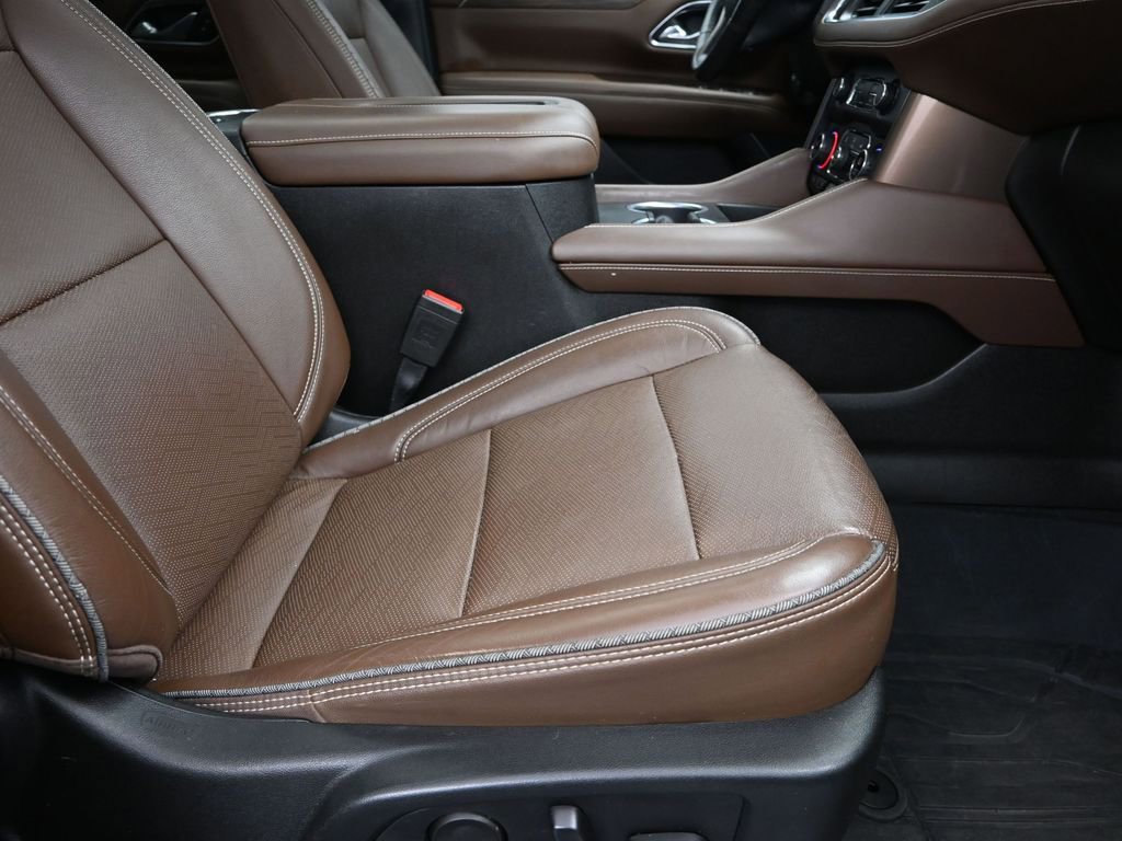 Used 2021 Chevrolet Tahoe High Country w/ Premium Package image 25