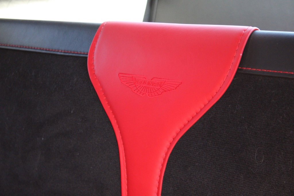 Used 2020 Aston Martin V8 Vantage Coupe image 40