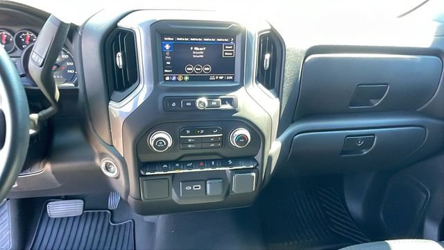 Used 2023 Chevrolet Silverado 1500 Custom Trail Boss w/ LPO, Dark Essentials Package AWD/4WD image 17