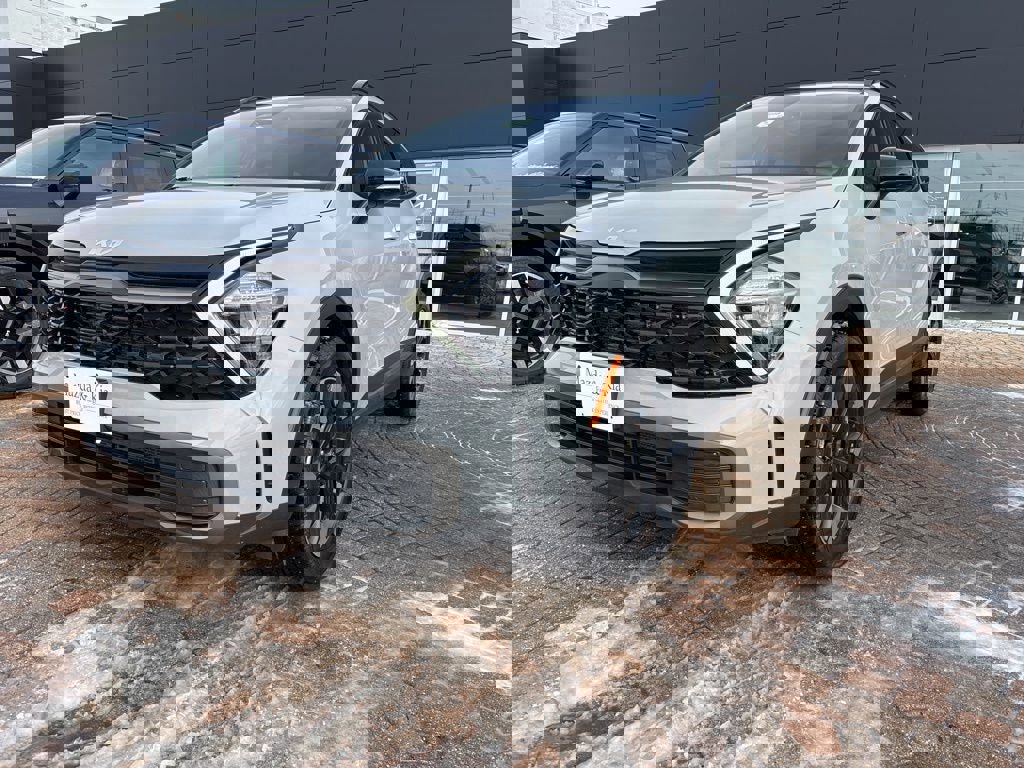 Used 2023 Kia Sportage X-Line image 1