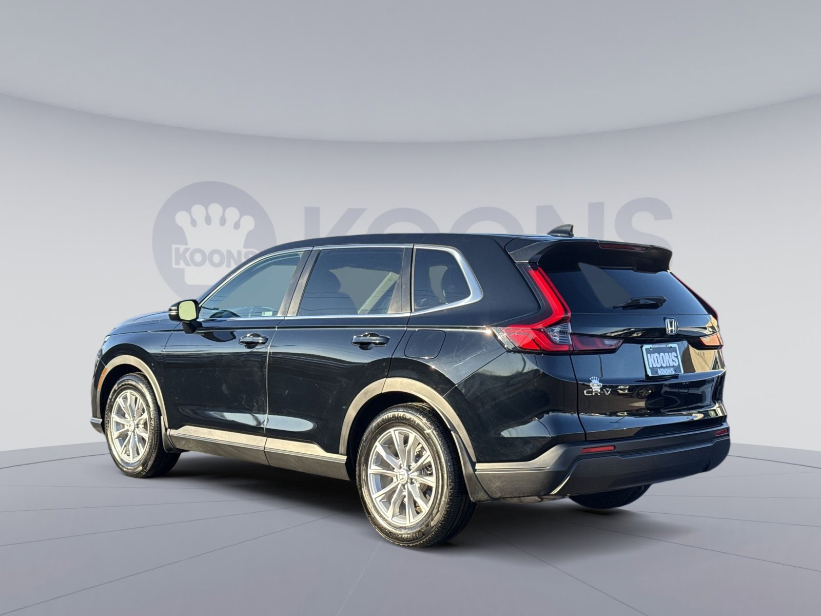 Used 2023 Honda CR-V EX image 4