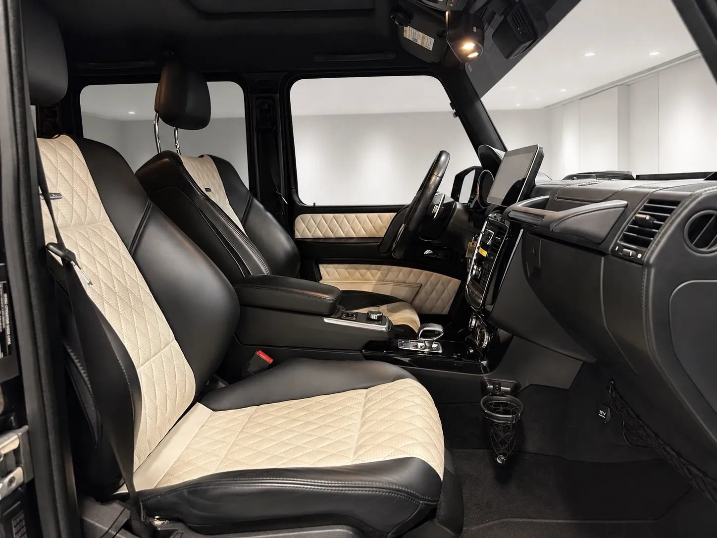 Used 2016 Mercedes-Benz G 65 AMG 4MATIC image 21