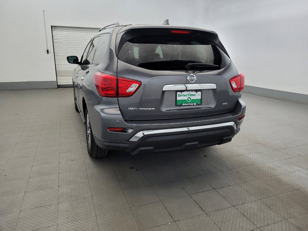 Used 2019 Nissan Pathfinder S AWD/4WD image 6