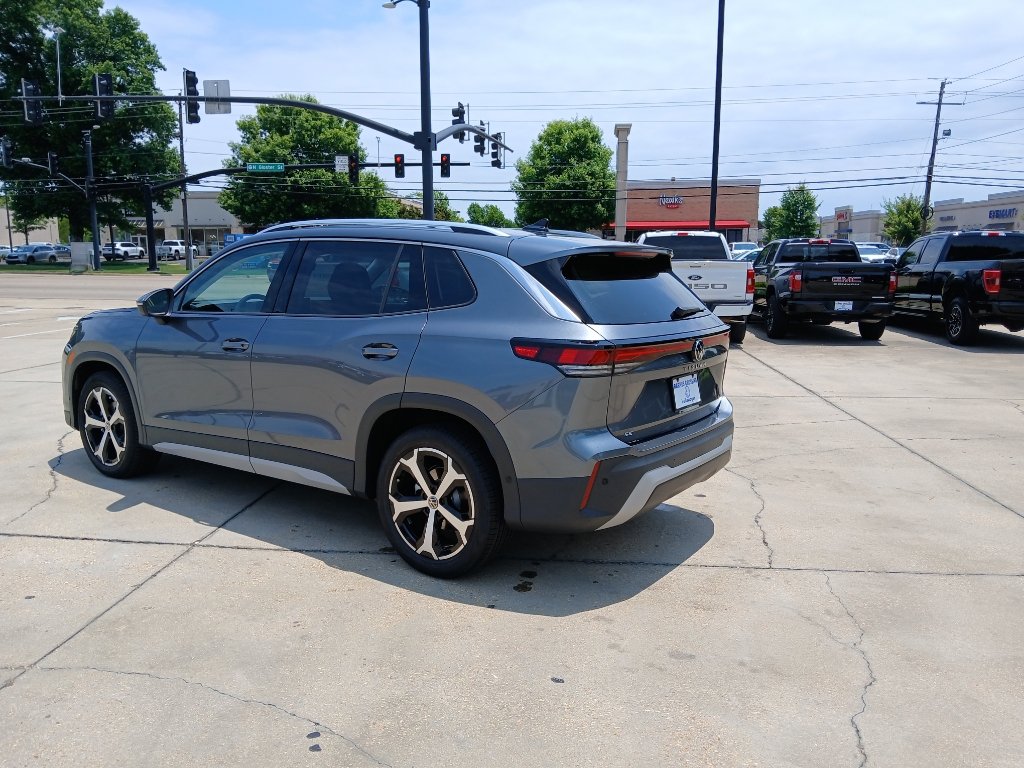 New 2026 Volkswagen Tiguan SE FWD image 5