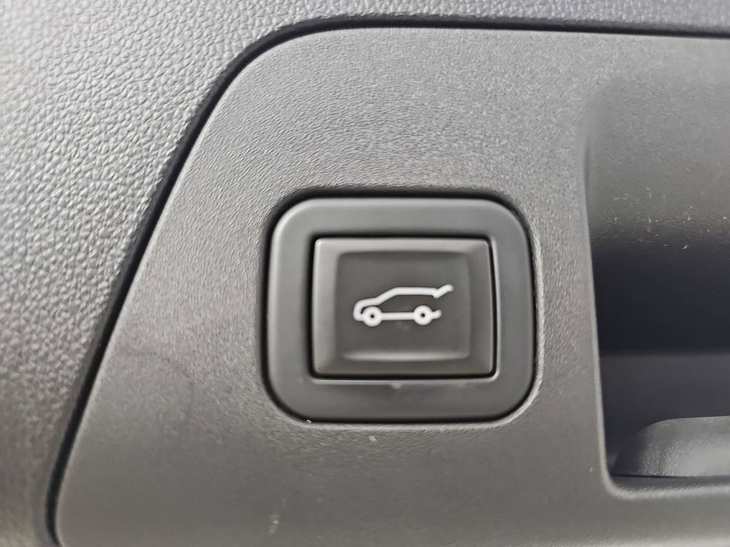 Certified 2023 Buick Envision Preferred FWD image 17