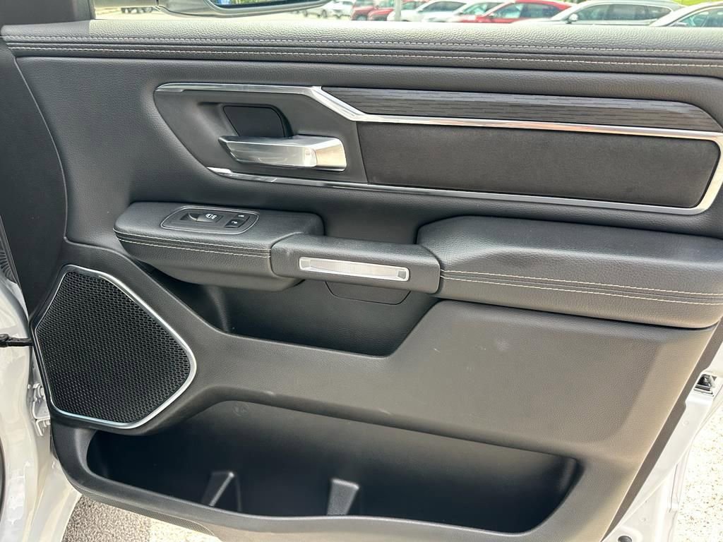 Used 2024 RAM 1500 Laramie image 20