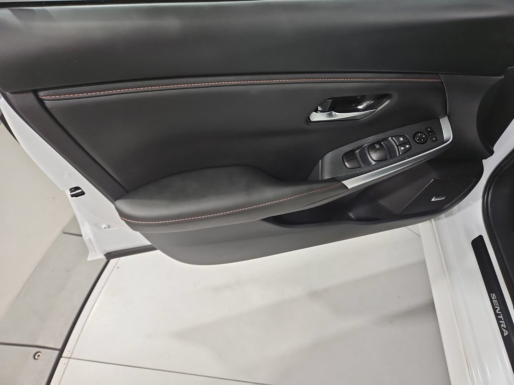 Certified 2025 Nissan Sentra SR w/ SR Premium Package FWD image 12