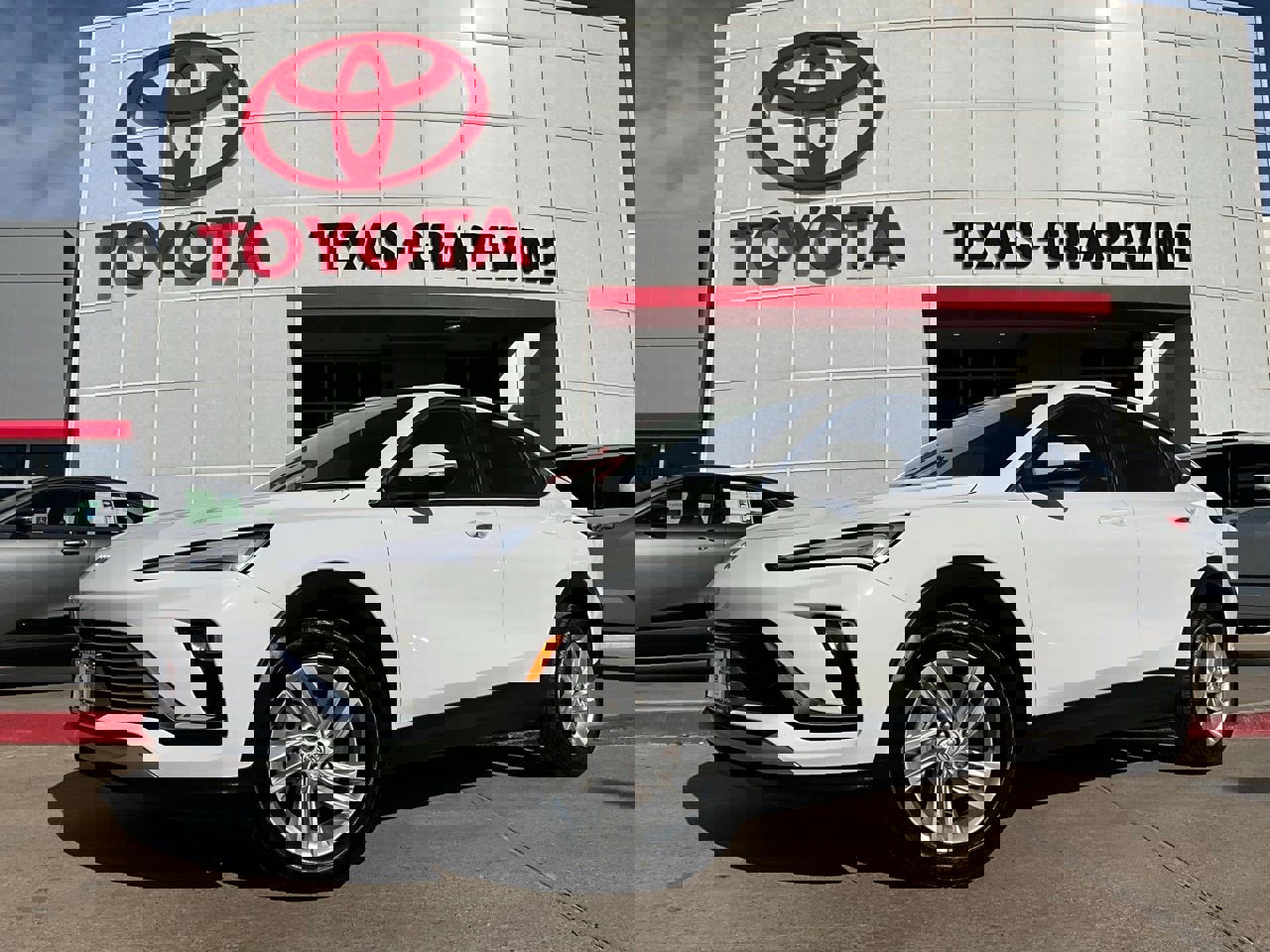 Used 2025 Buick Envista Preferred image 2