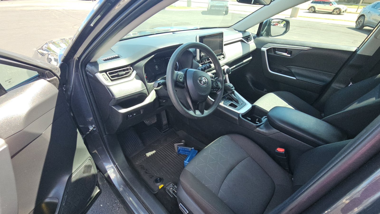 Certified 2025 Toyota RAV4 XLE AWD/4WD image 23