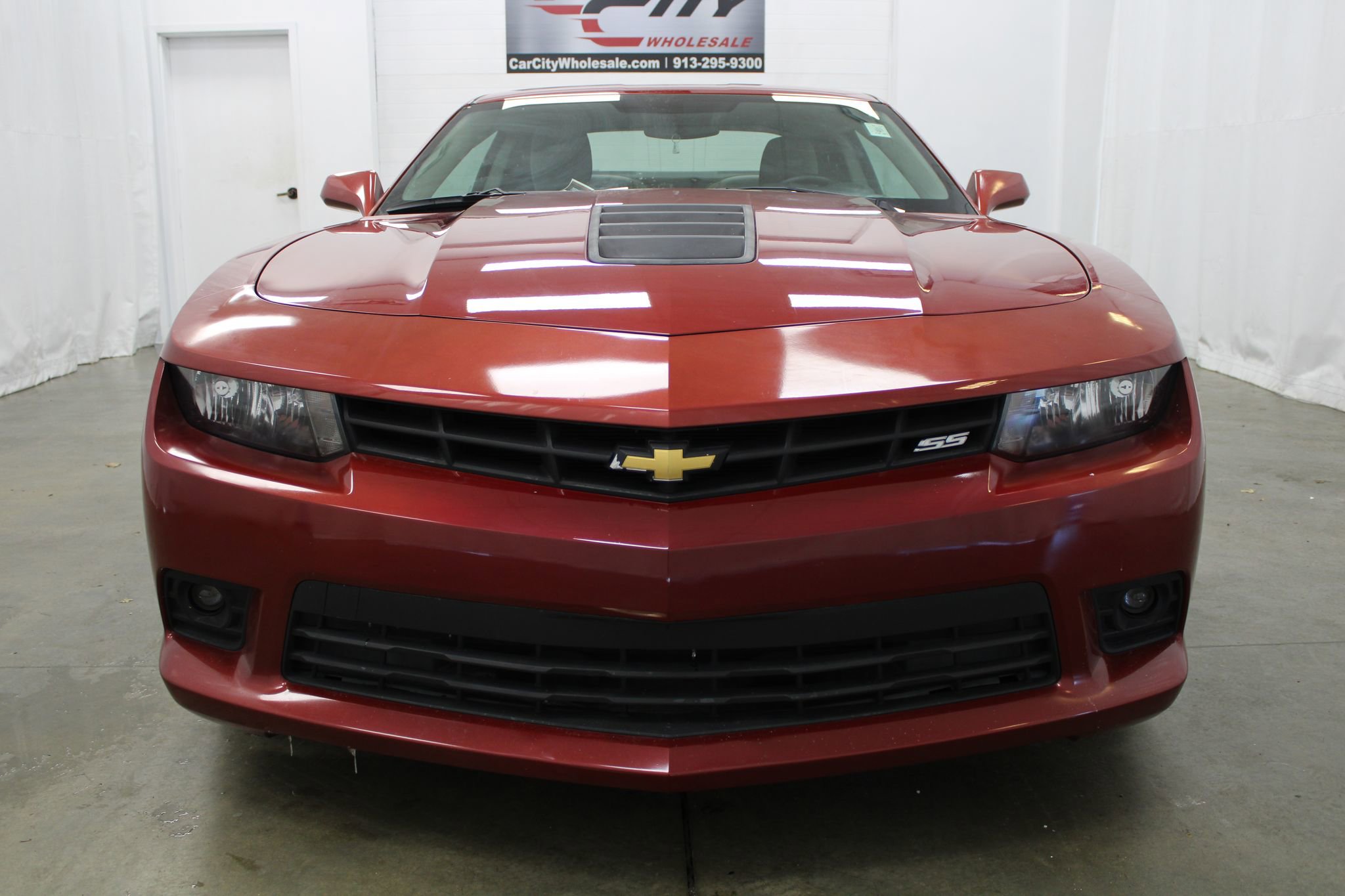 Used 2015 Chevrolet Camaro SS w/ Rear Vision Package image 2