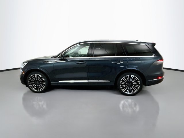 Used 2023 Lincoln Aviator Black Label w/ Dynamic Handling Package AWD/4WD image 4