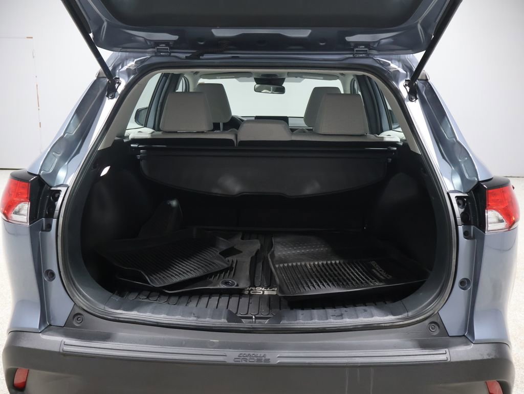 Certified 2023 Toyota Corolla Cross L image 19