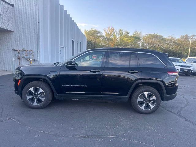Used 2024 Jeep Grand Cherokee Limited 4xe AWD/4WD image 5