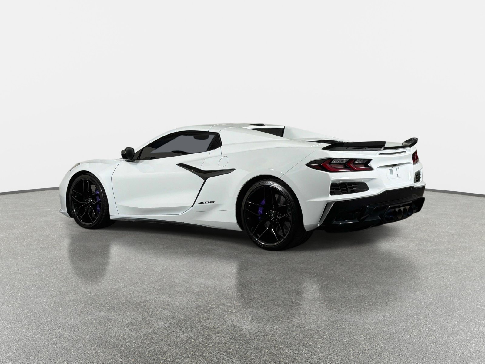 Used 2025 Chevrolet Corvette Z06 RWD image 5
