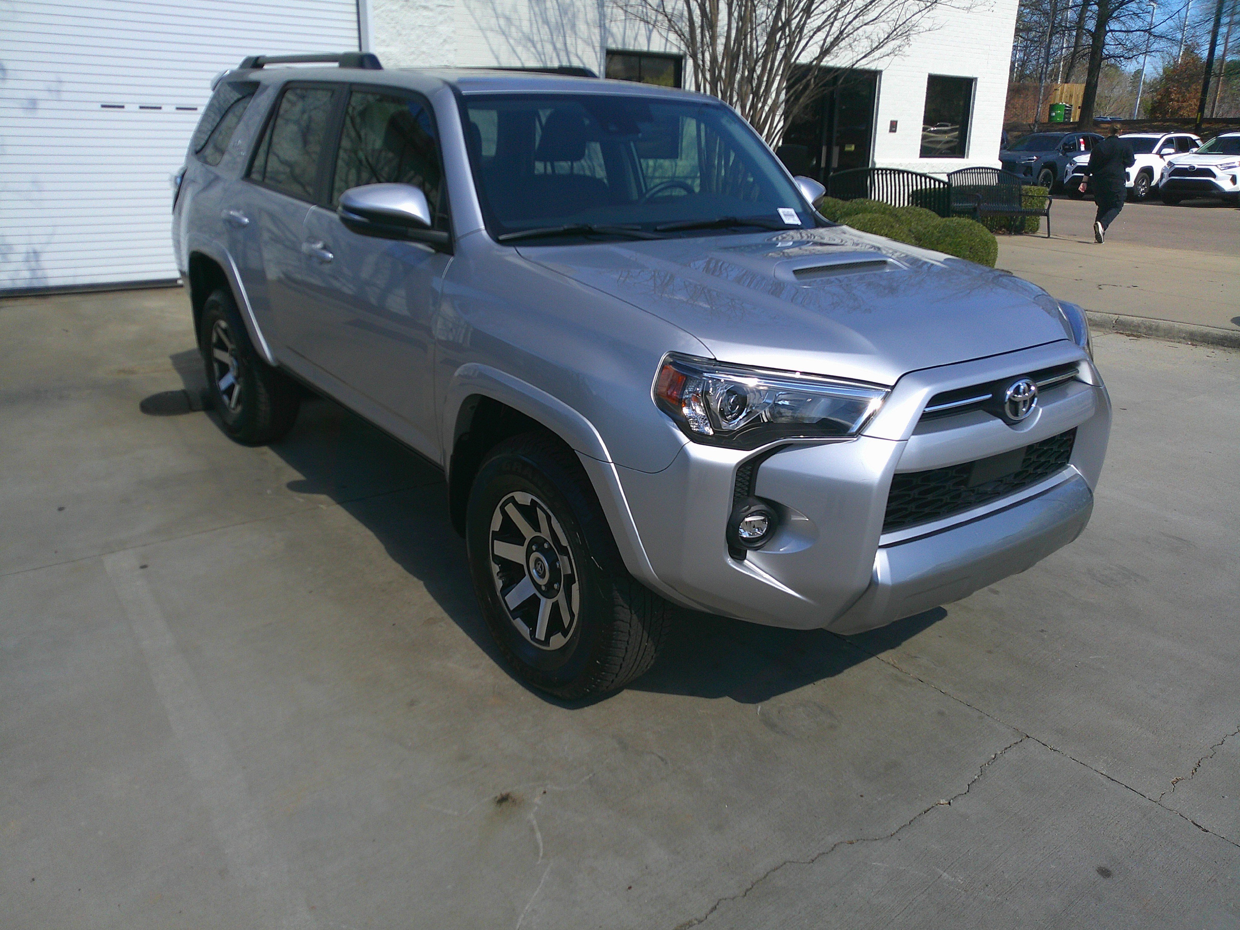 Used 2024 Toyota 4Runner TRD Off-Road Premium w/ Moonroof Package image 2