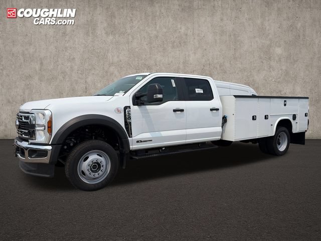 New 2026 Ford F550 4x4 Crew Cab image 5