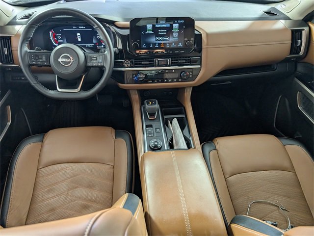 Used 2023 Nissan Pathfinder Platinum image 21