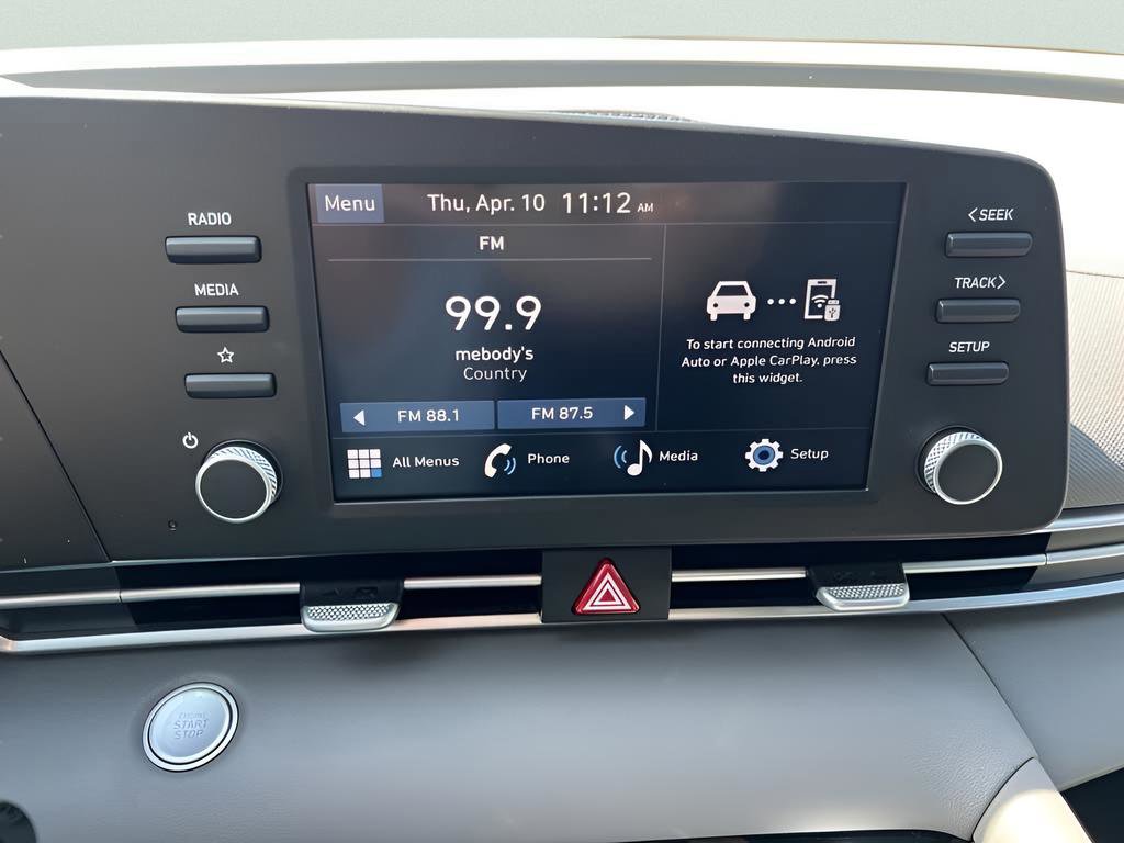 Used 2025 Hyundai Elantra Sport image 24