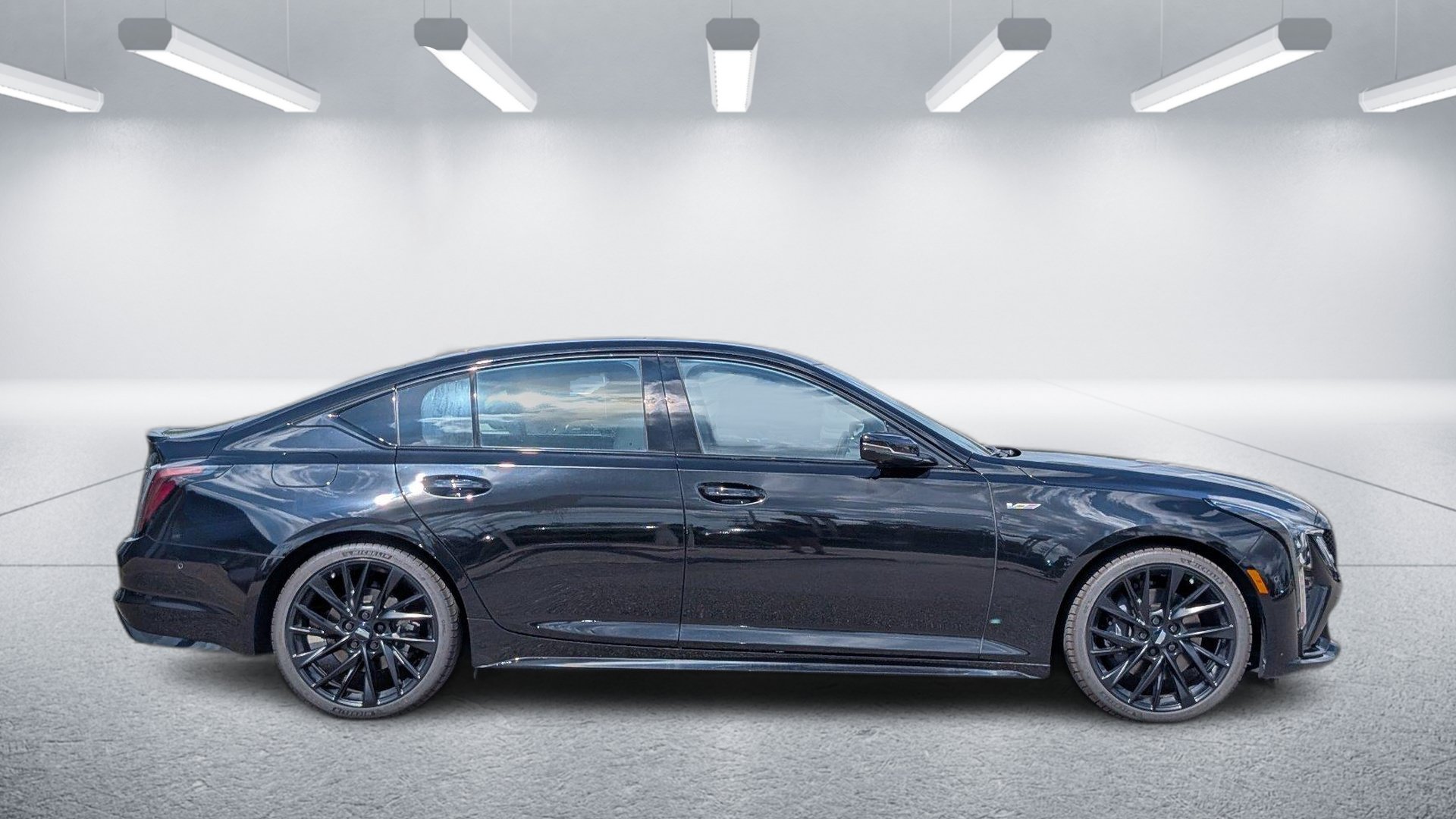 Certified 2025 Cadillac CT5 V w/ LPO, Blue Accent Package RWD image 8