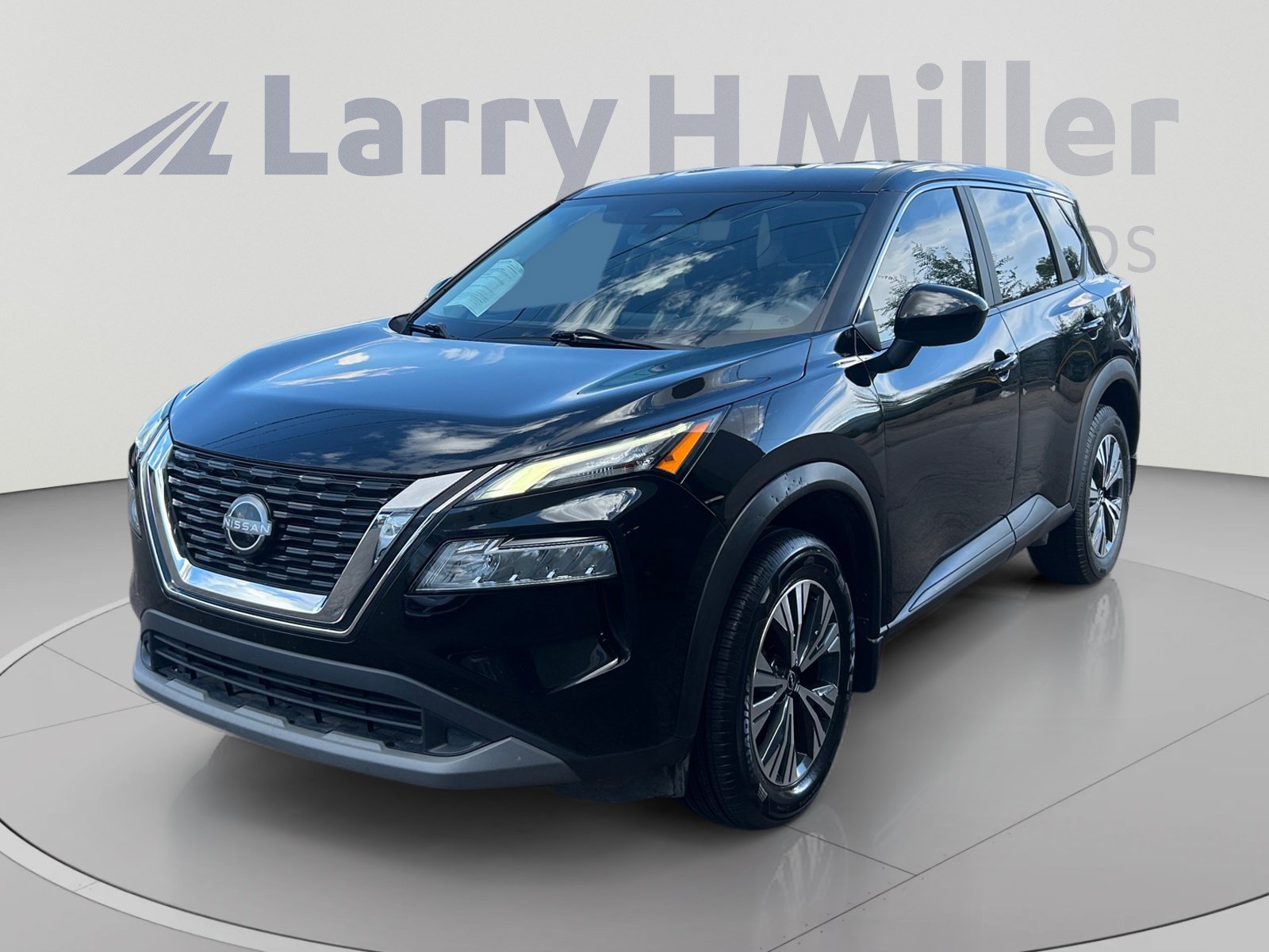 Used 2023 Nissan Rogue SV