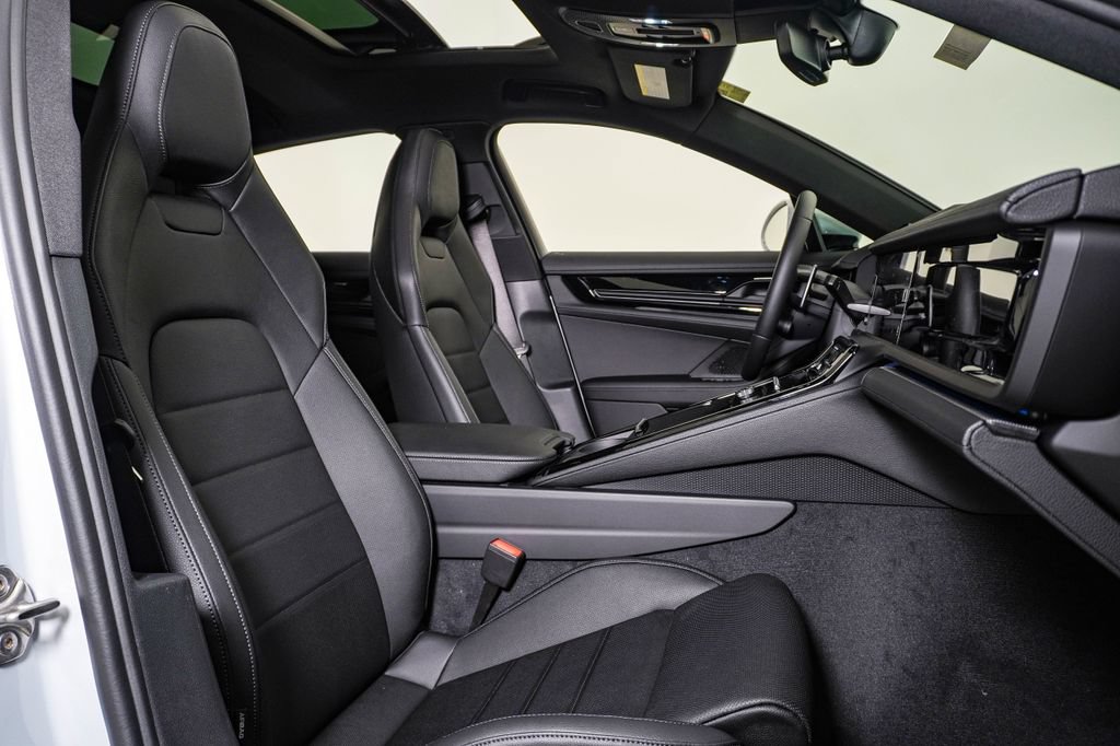 New 2026 Porsche Panamera 4 AWD/4WD image 15