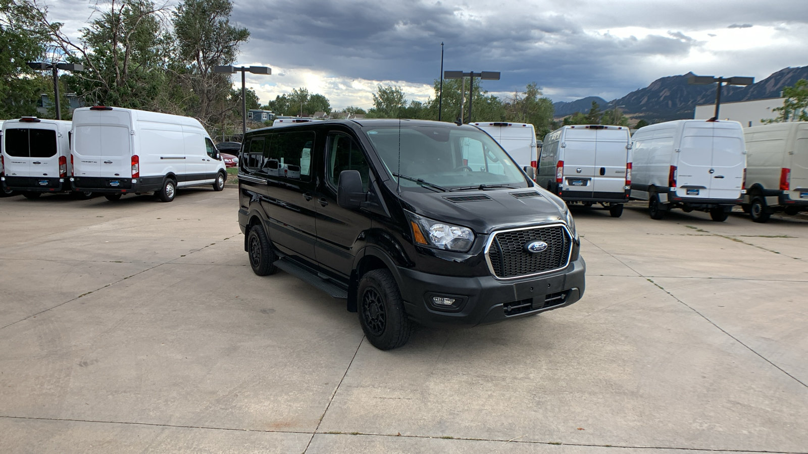 Used 2023 Ford Transit 150 Low Roof AWD w/ Exterior Upgrade Package image 7
