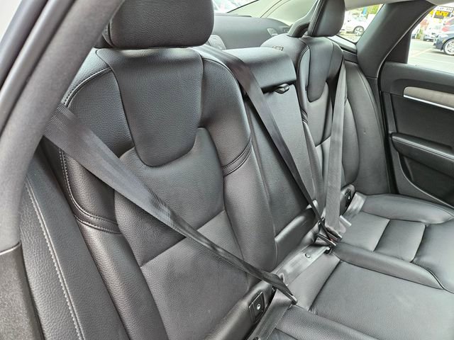 Certified 2023 Volvo S90 B6 Plus w/ Protection Package Premier image 15