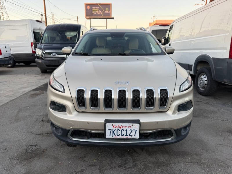 Used 2015 Jeep Cherokee Limited w/ Luxury Group image 2