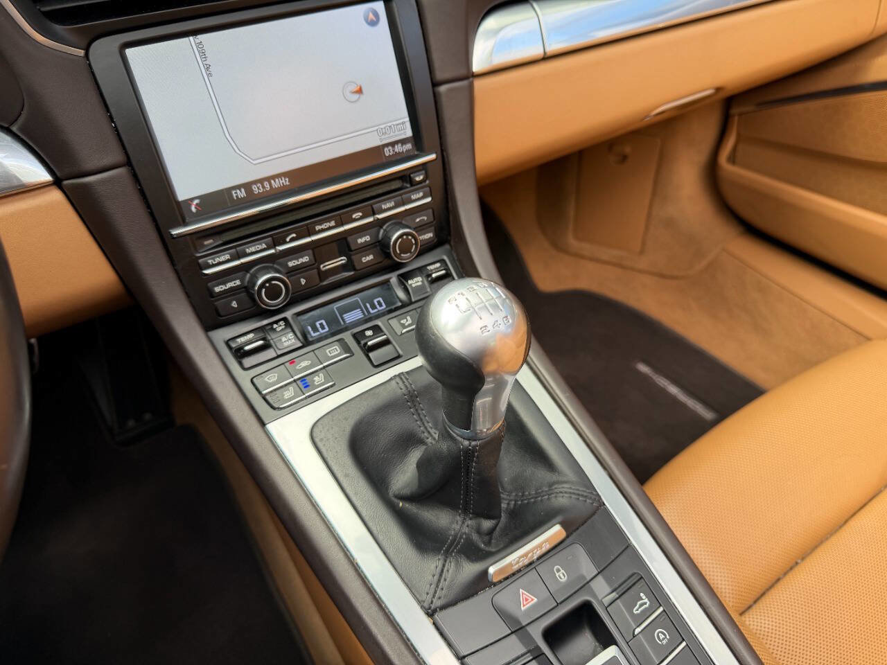 Used 2015 Porsche 911 Targa 4 AWD/4WD image 25