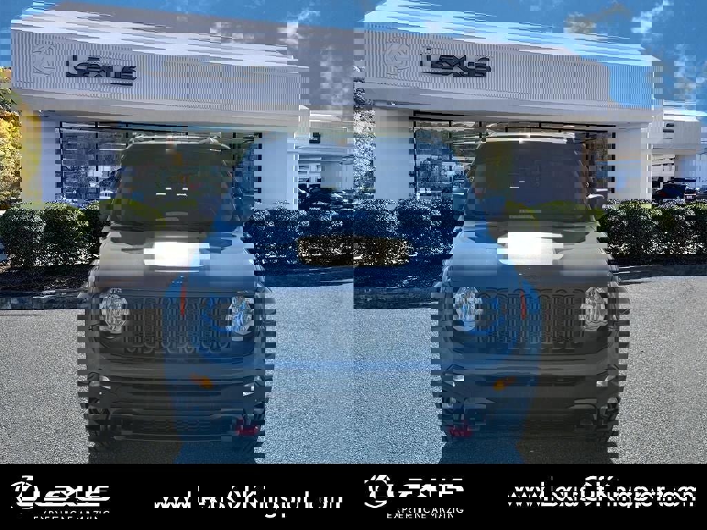 Used 2016 Jeep Renegade Trailhawk image 8