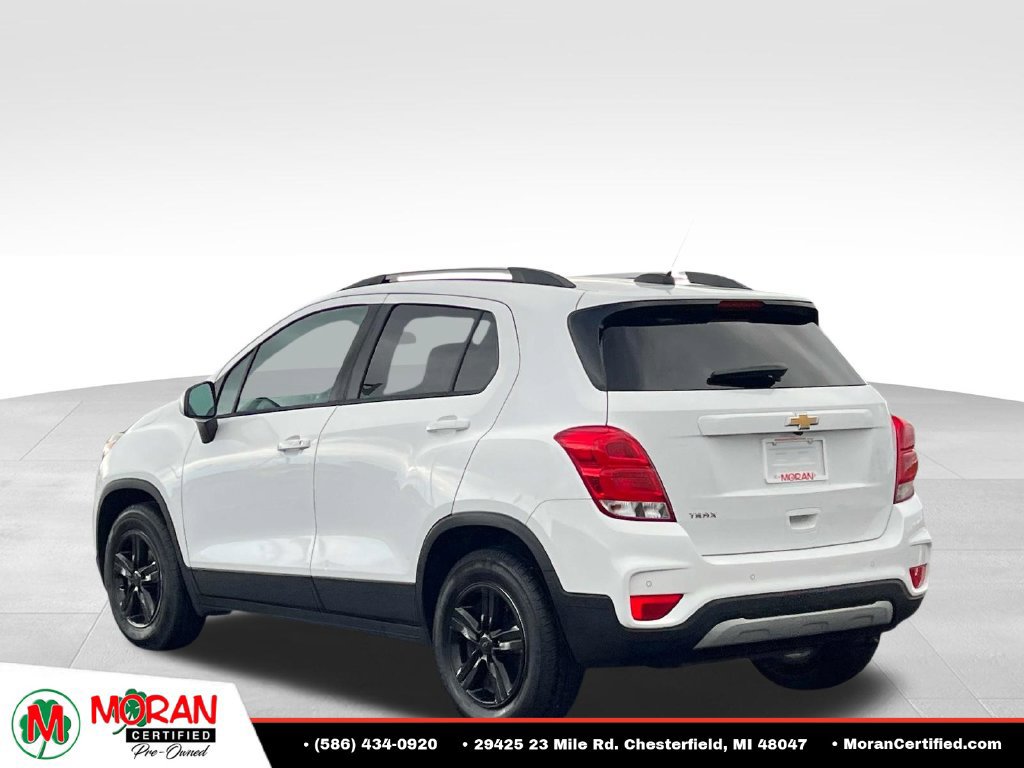 Used 2021 Chevrolet Trax LT w/ Driver Confidence Package FWD image 4