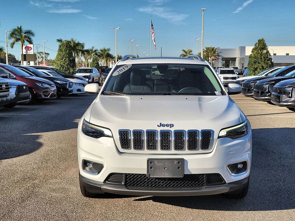 Used 2019 Jeep Cherokee Limited image 9