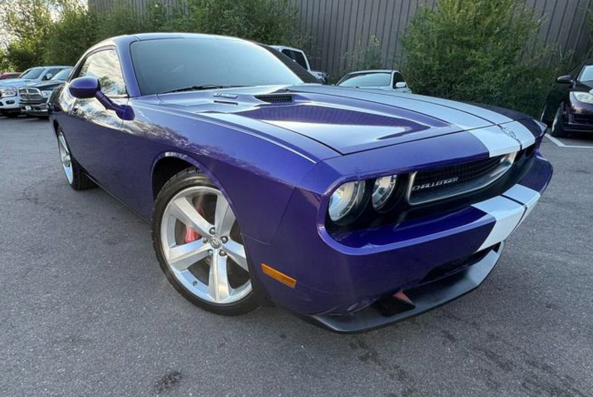 Used 2010 Dodge Challenger SRT8 w/ SRT Option Group II image 1