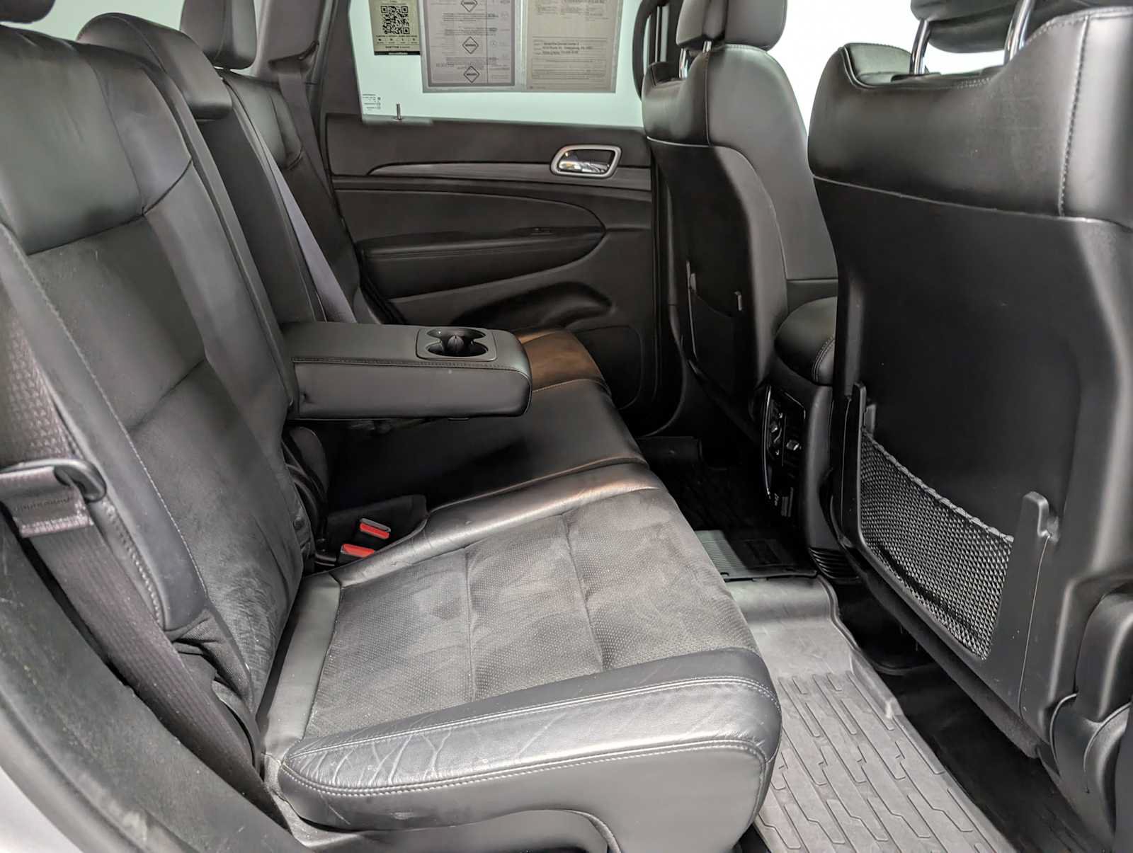 Used 2021 Jeep Grand Cherokee Laredo X AWD/4WD image 39
