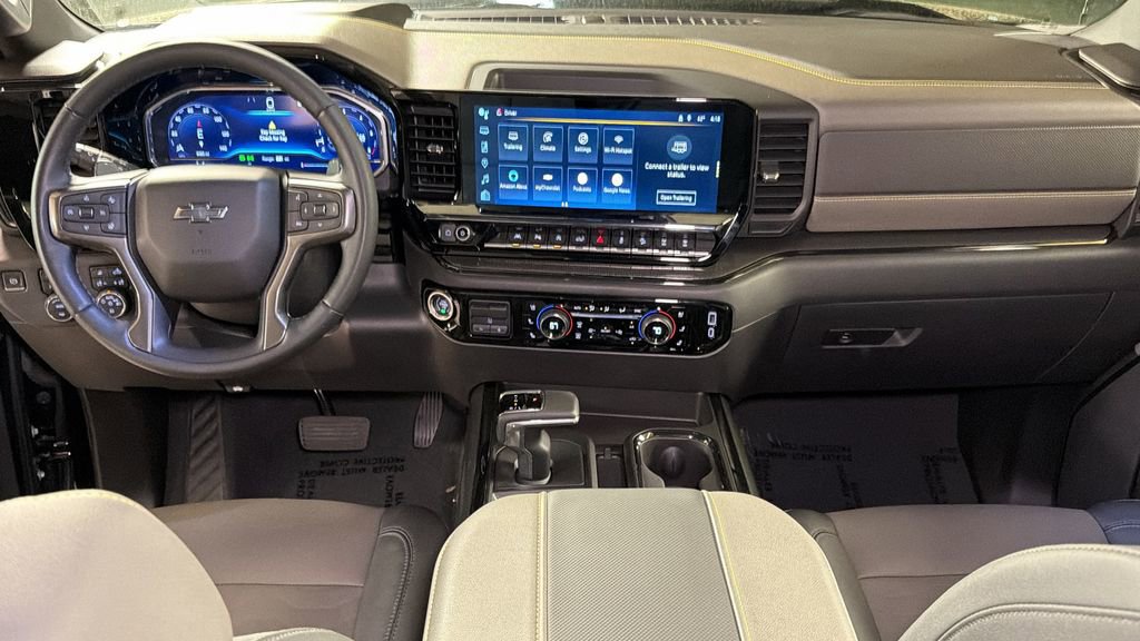 Used 2023 Chevrolet Silverado 1500 ZR2 w/ Technology Package image 16