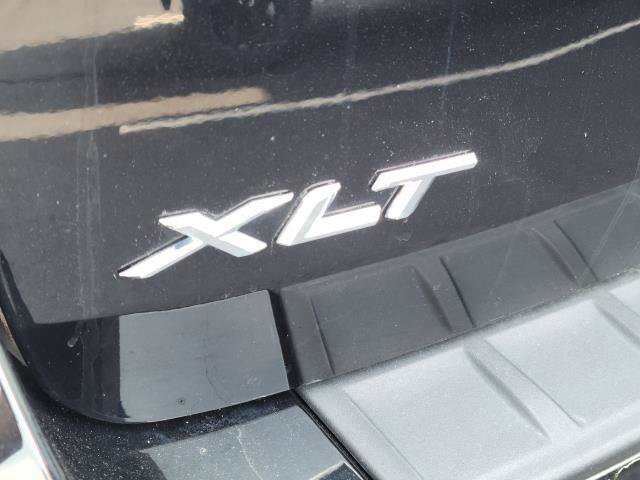 Used 2024 Ford Explorer XLT w/ Equipment Group 202A AWD/4WD image 6