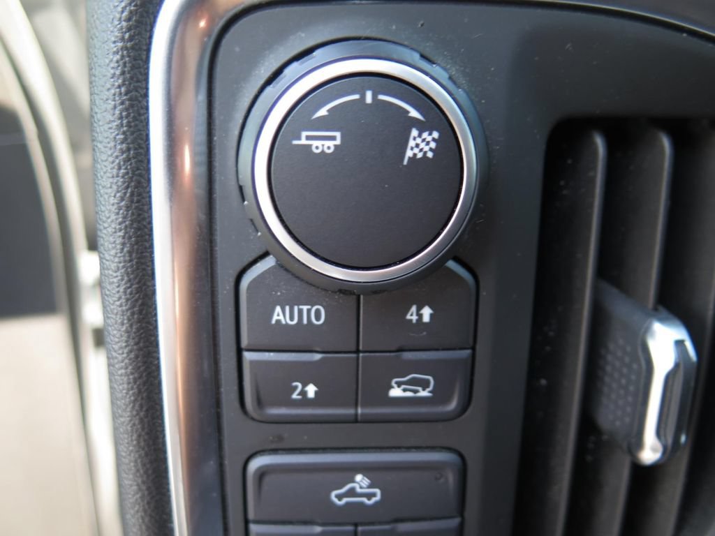 Certified 2019 Chevrolet Silverado 1500 LT w/ All-Star Edition AWD/4WD image 14