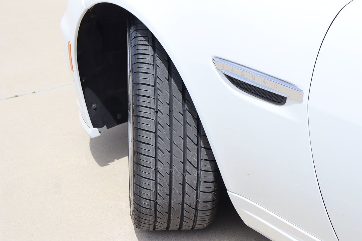 Used 2014 Jaguar XKR R image 43