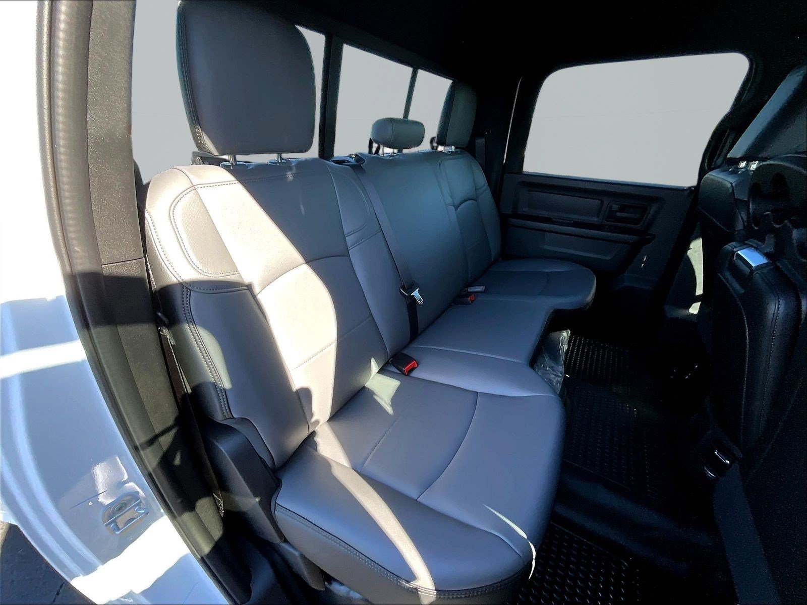 New 2027 RAM 3500 Tradesman AWD/4WD image 11