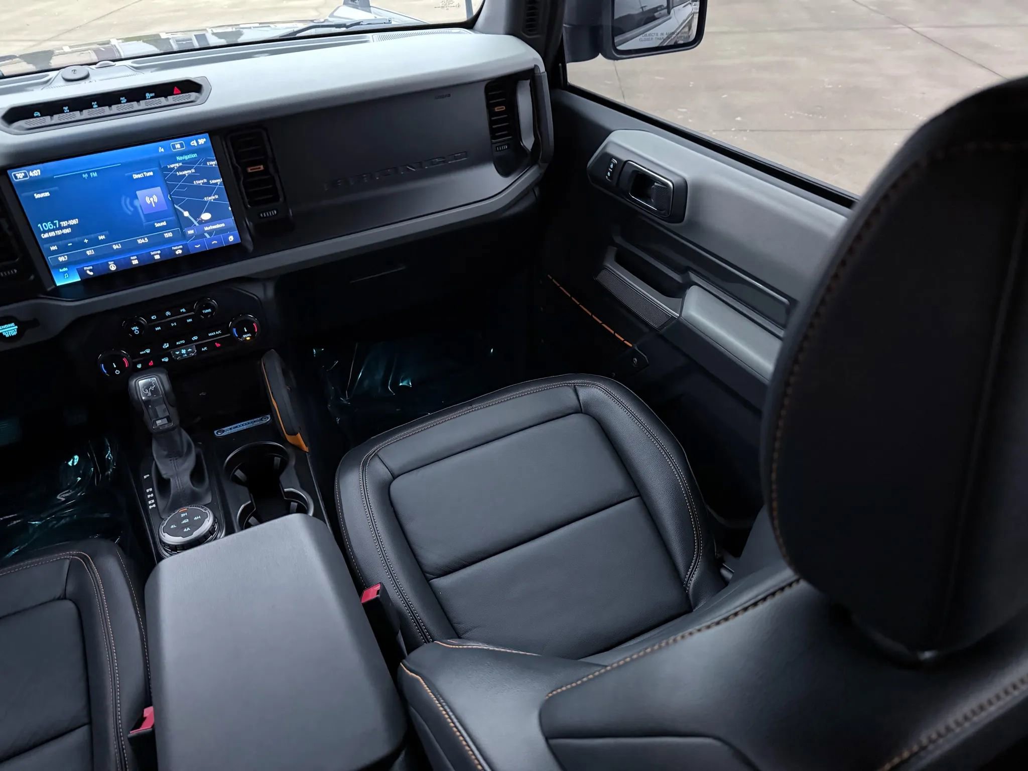 Used 2022 Ford Bronco Badlands image 12